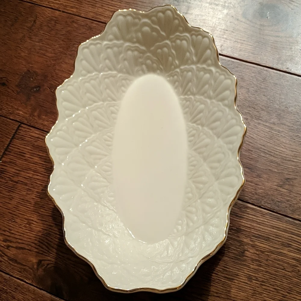 Lenox oval bowl / candy dish